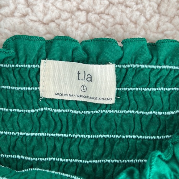 Anthropologie t.la Smocked Top, Size L - Picture 2 of 7